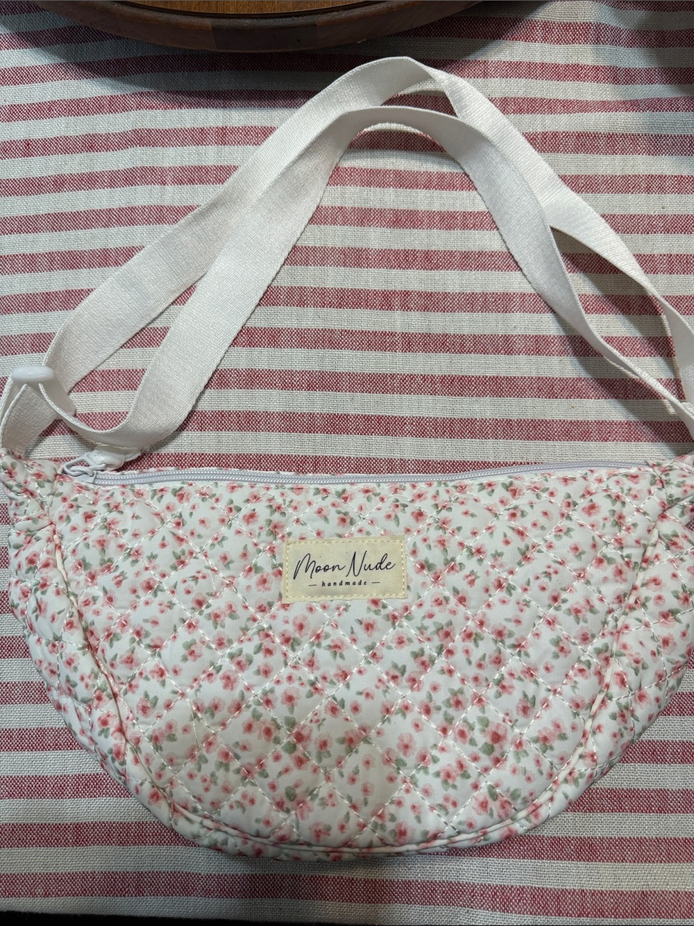 Moon Nude White Floral Quilted Crossbody Bag